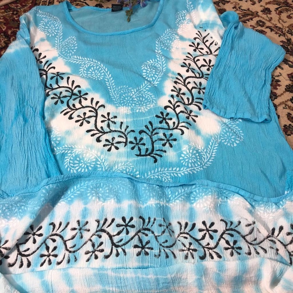 Blue Patterned Women's Top - Picture 11 of 12